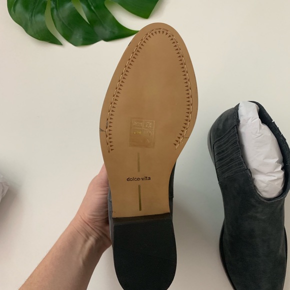 Dolce Vita Towne Ankle Boot Gray Leather - Picture 8 of 8